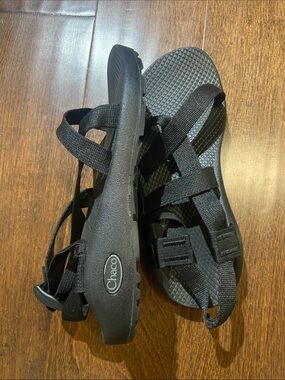 Chaco Z1 Classic black sport sandals black NWOT